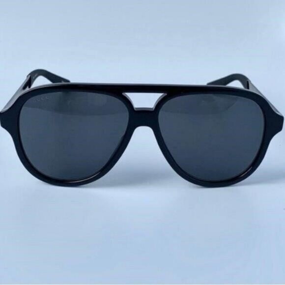 Authentic- New - Gucci Men’s Sunglasses GG0688S 001 Black/ Gray - Picture 10 of 12